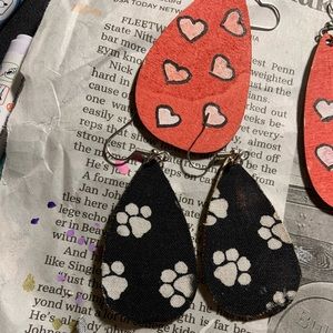 Items include earrings, key chains, home decor, seasonal/holiday decor